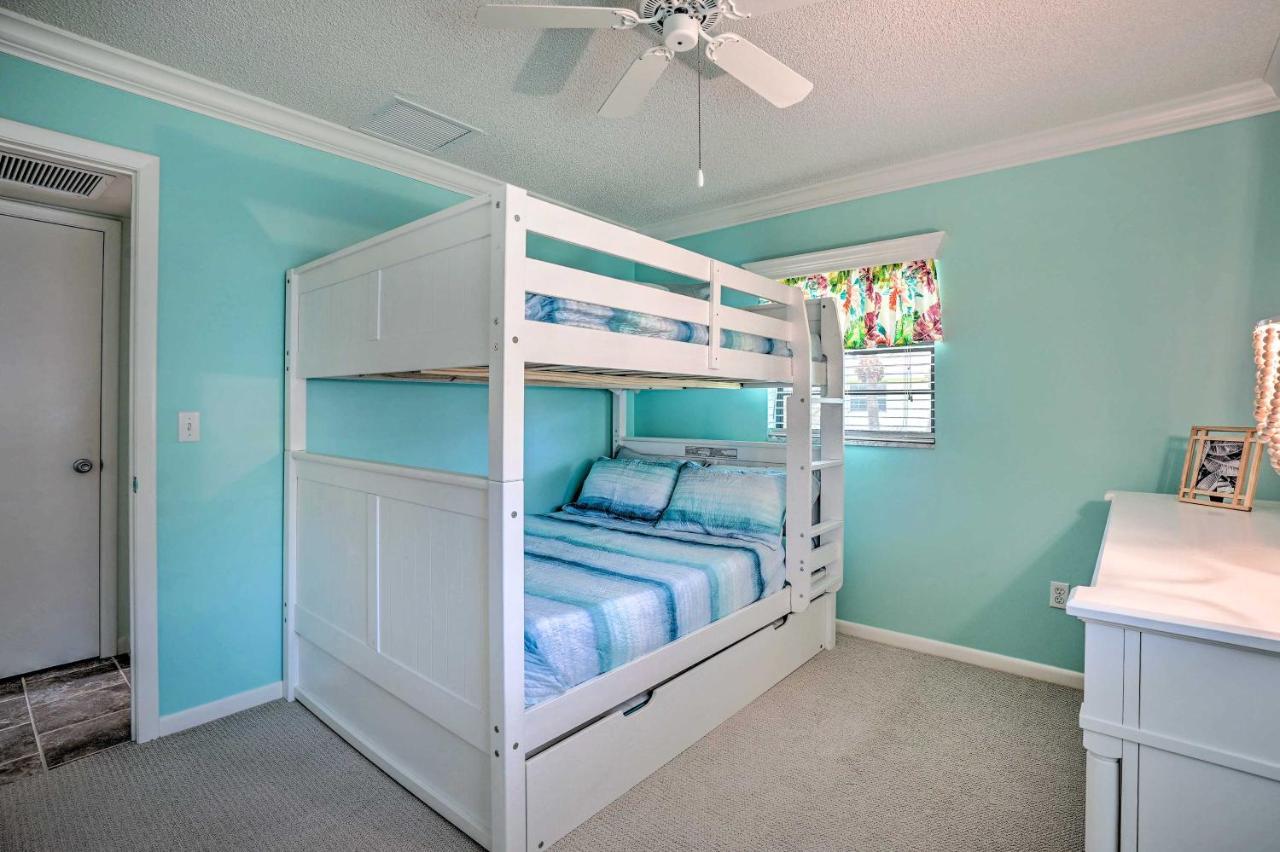 Charming With Patio About 5 Mi To Holiday home Naples