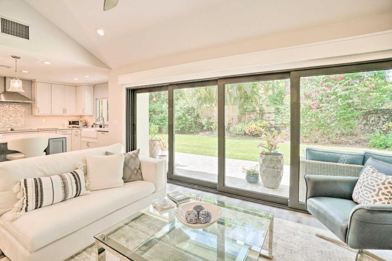 Holiday home Luxury - Walk To Vanderbilt Beach! Naples