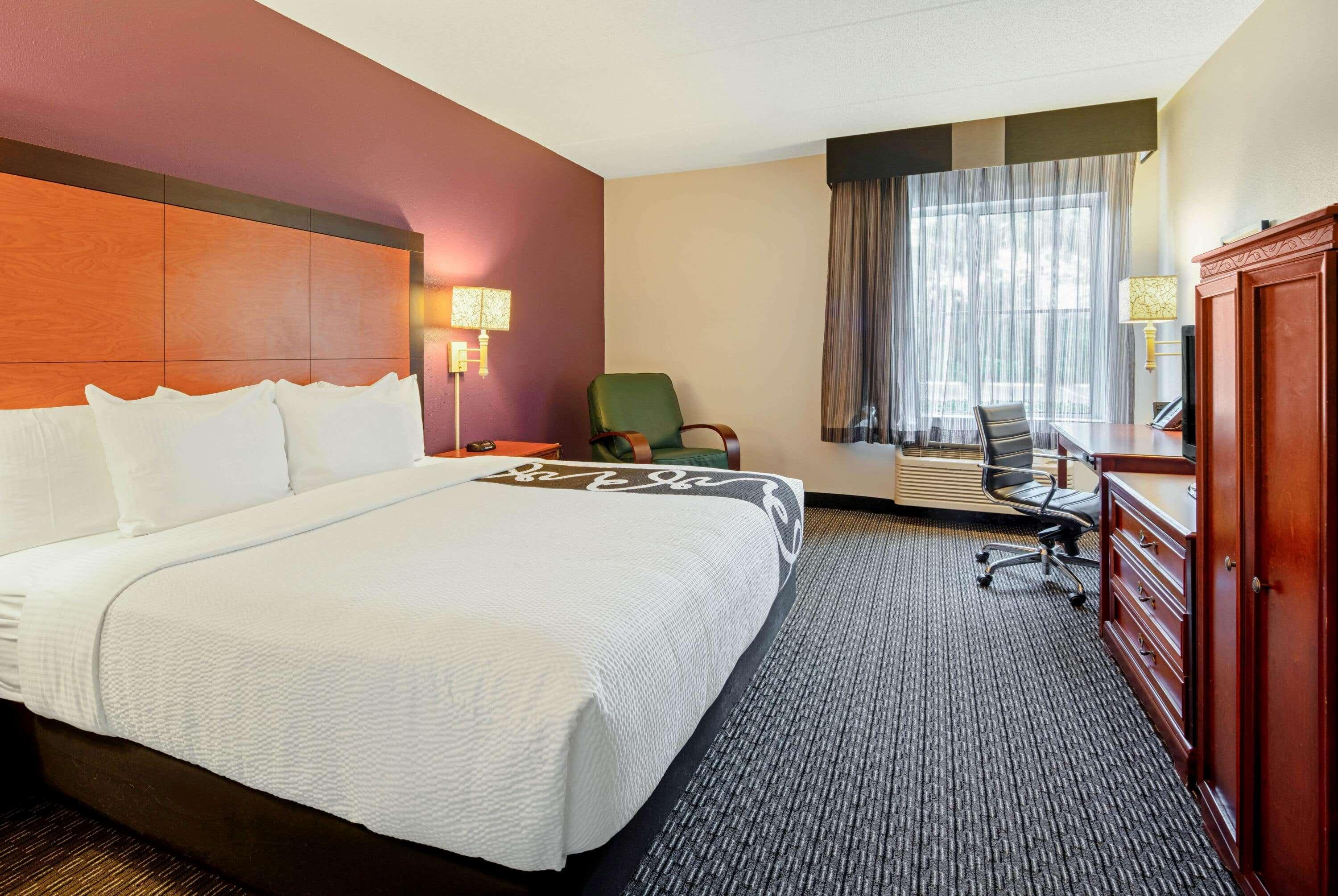 La Quinta By Wyndham Naples East 3*