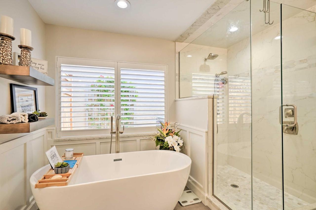 Holiday home Luxury - Walk To Vanderbilt Beach! Naples