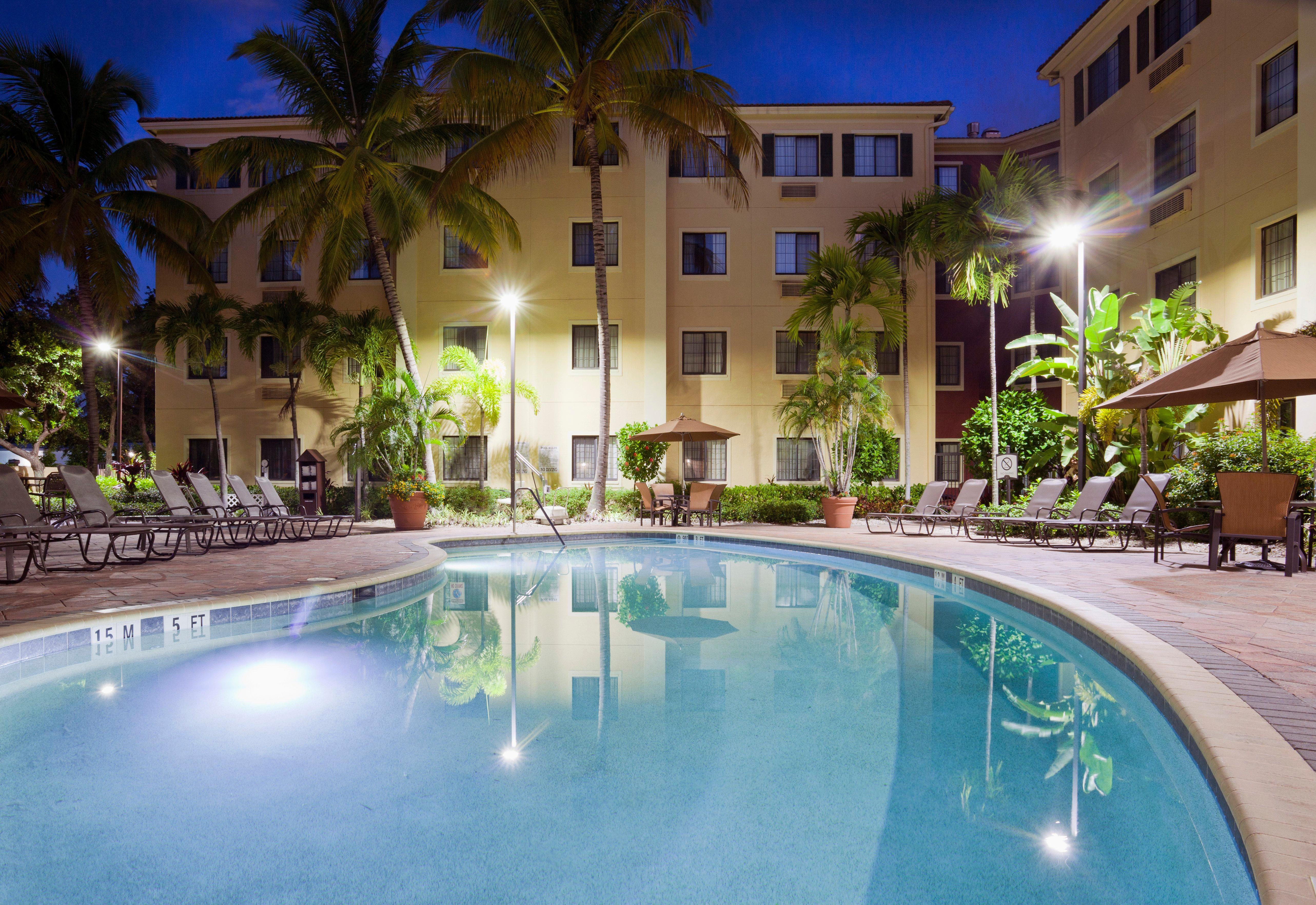 Staybridge - Gulf Coast, An Ihg Resort Naples