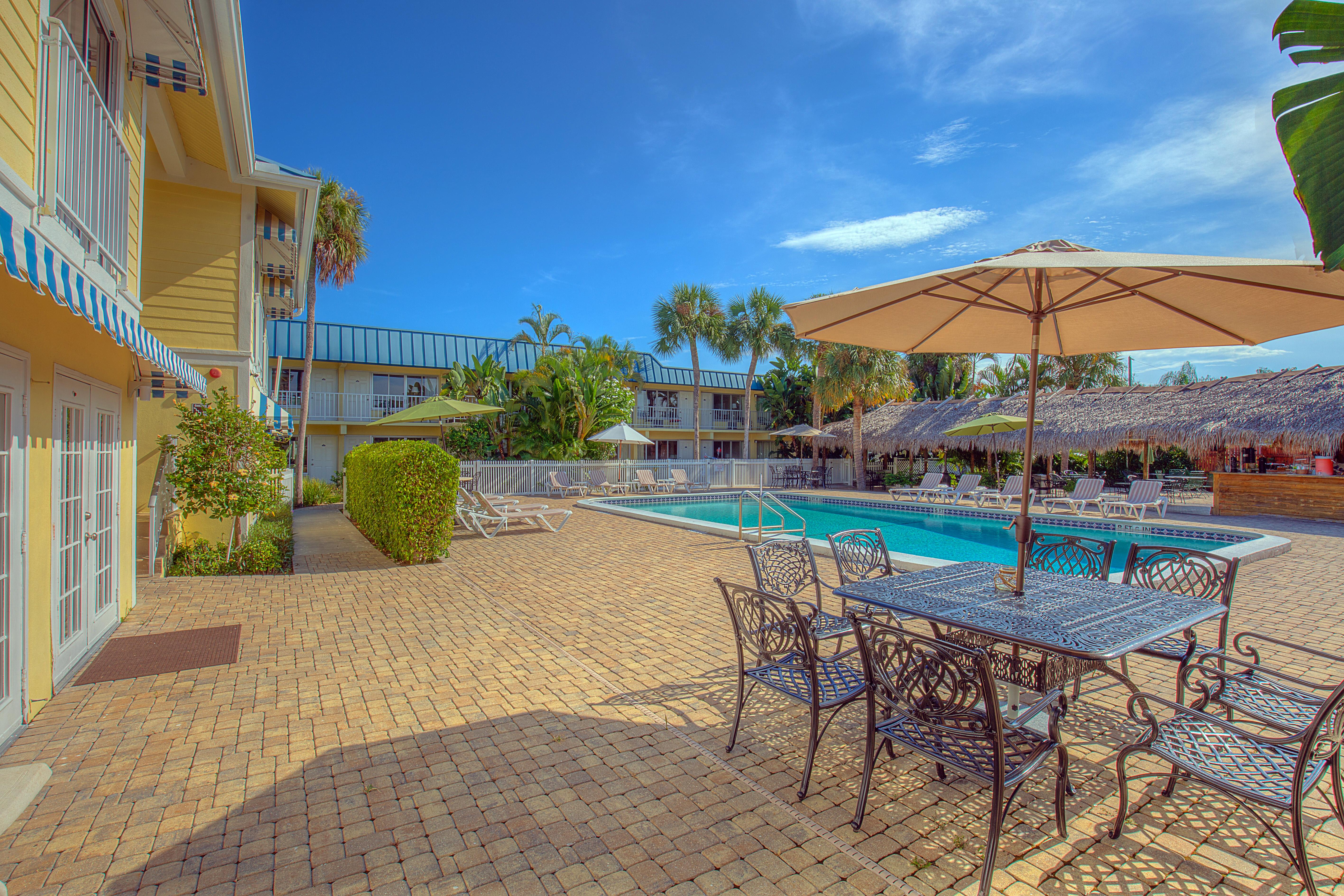 Garden Hotel 3*