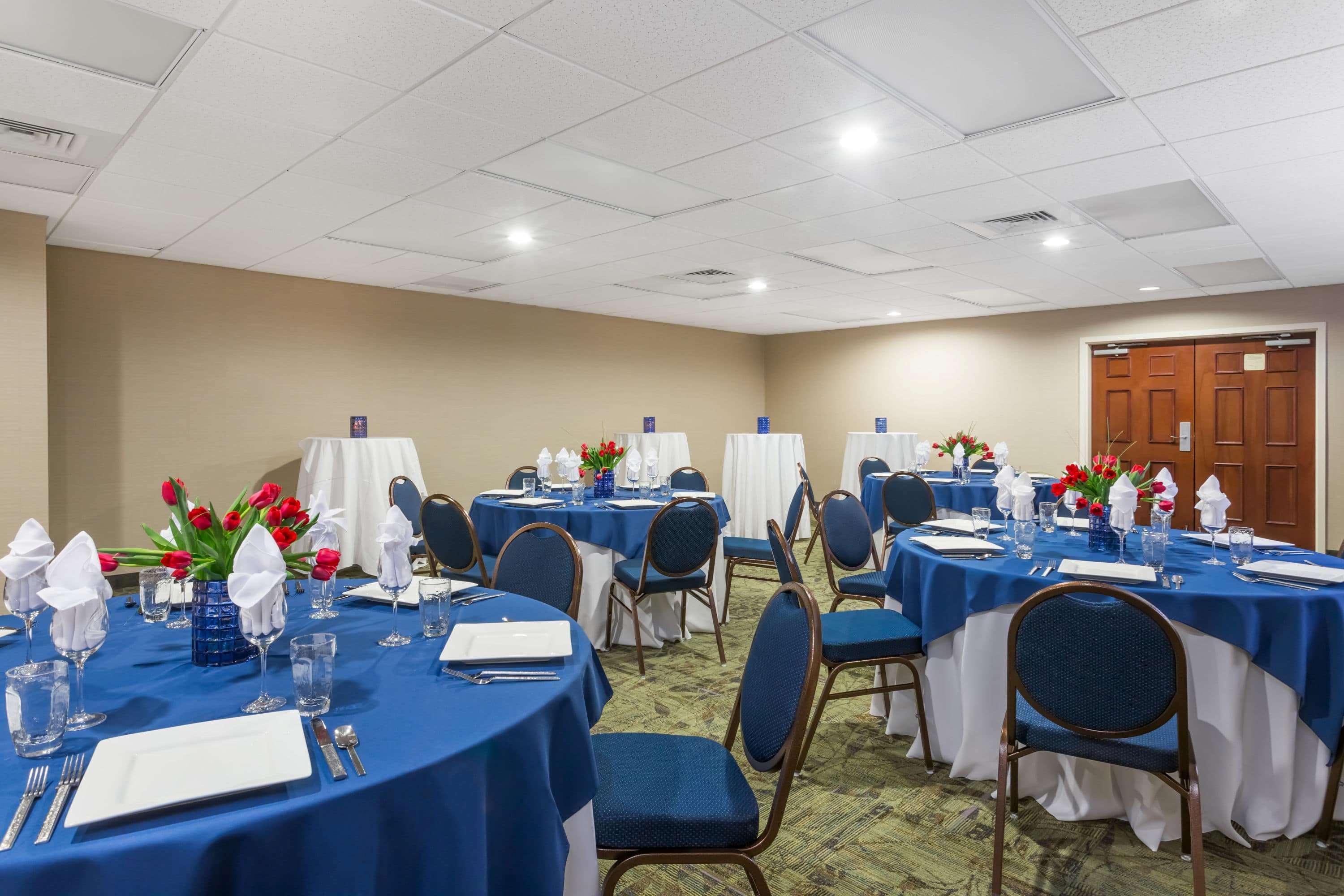 Hawthorn Extended By Wyndham Naples Hotel