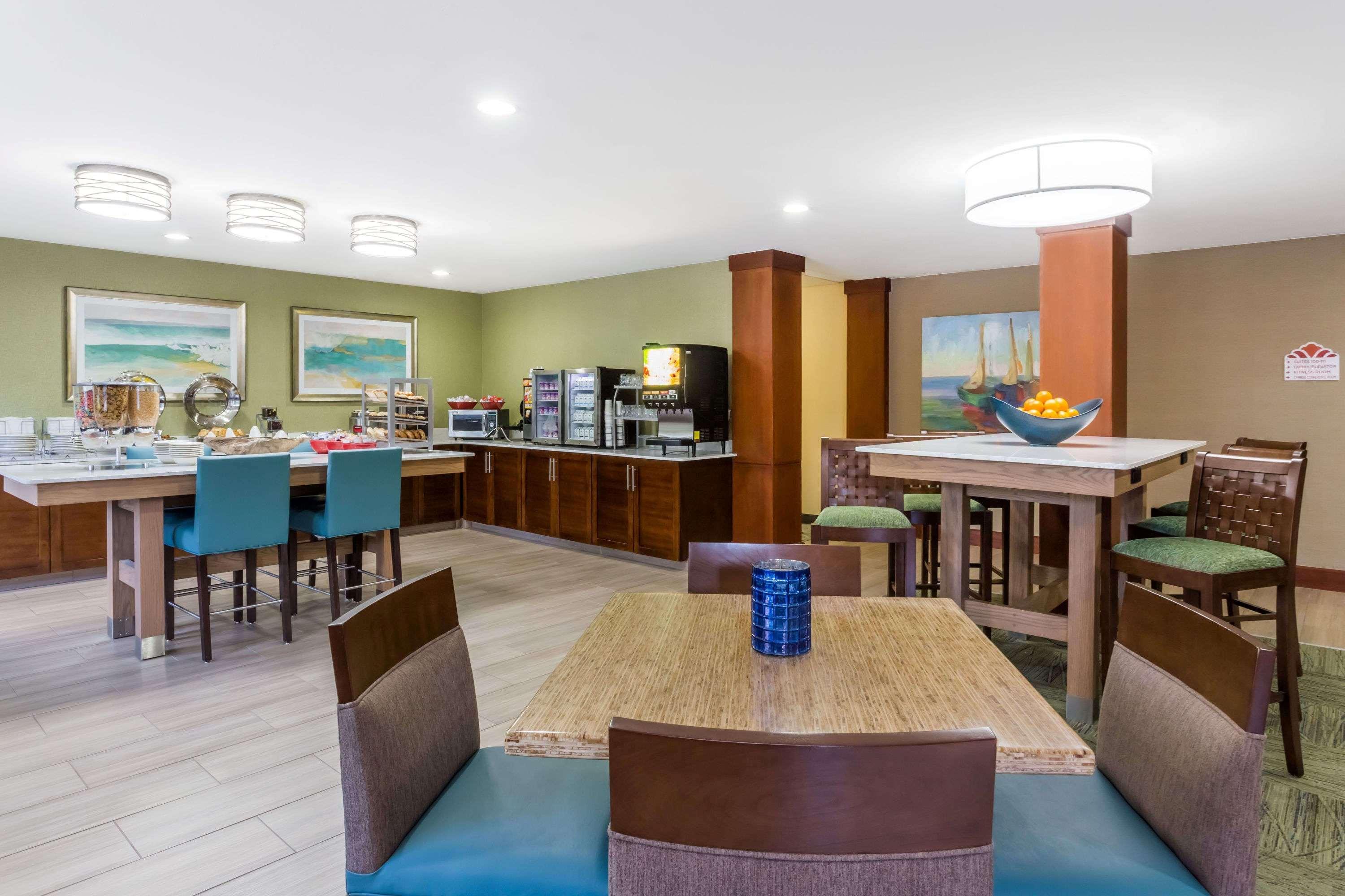Hawthorn Extended By Wyndham Naples Hotel 3*