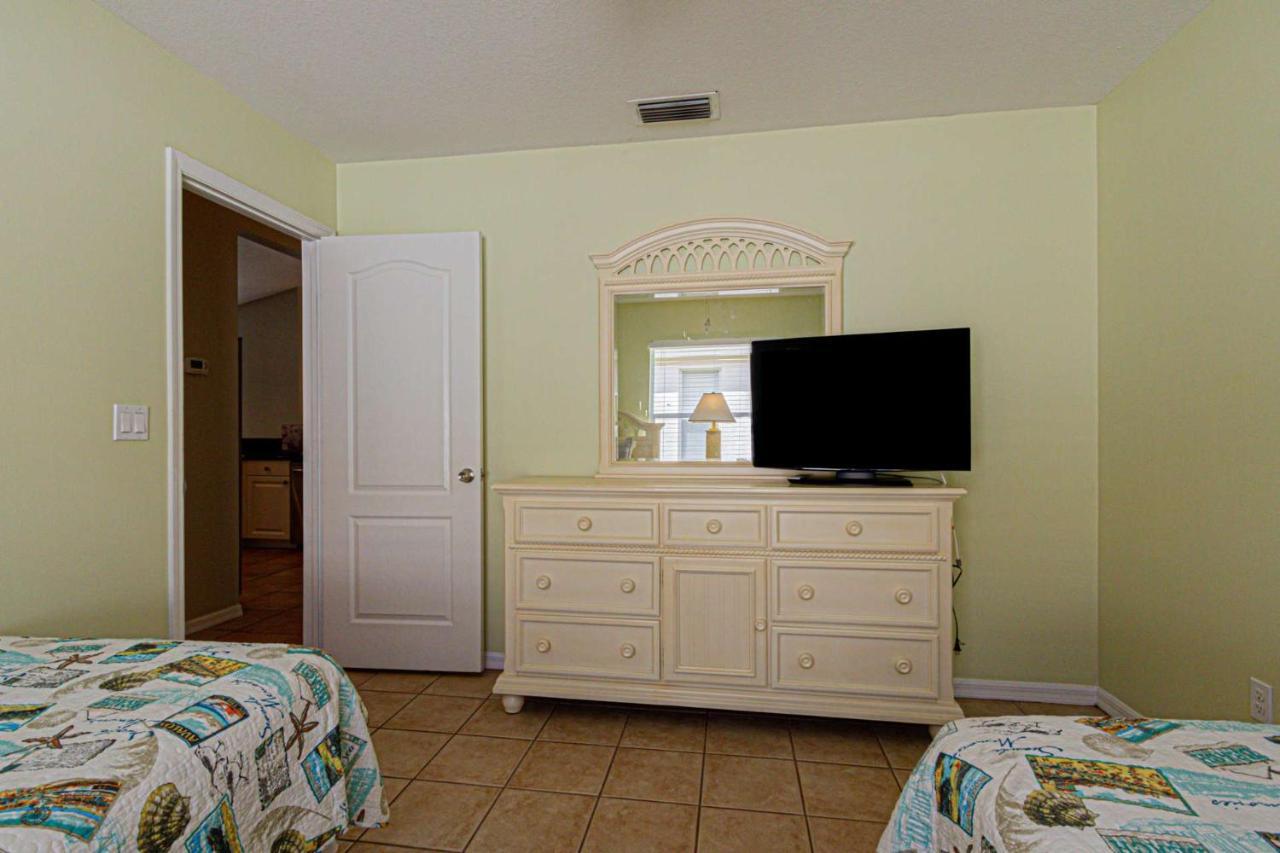 Briarwood- Vintage Ct *