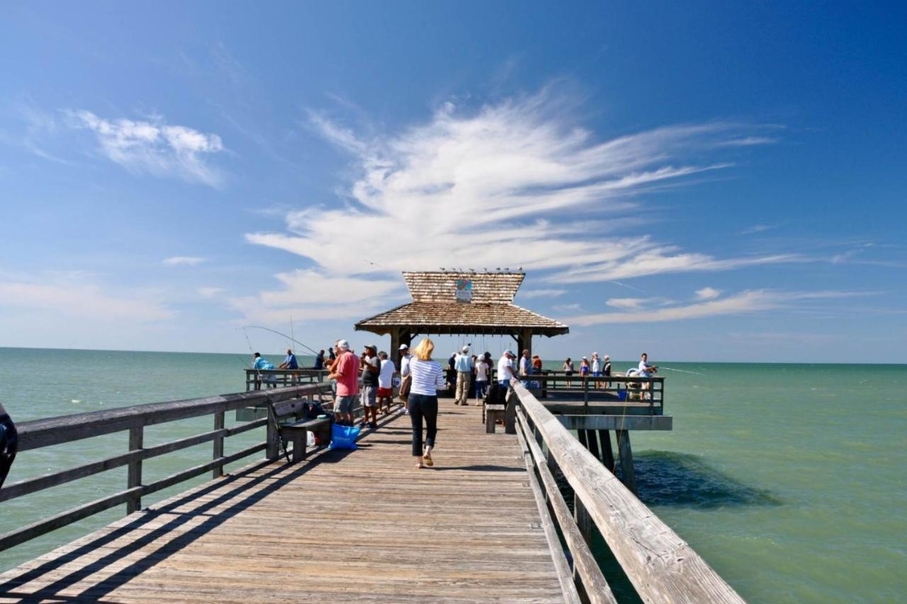 The Shore Club At Park Shore Naples
