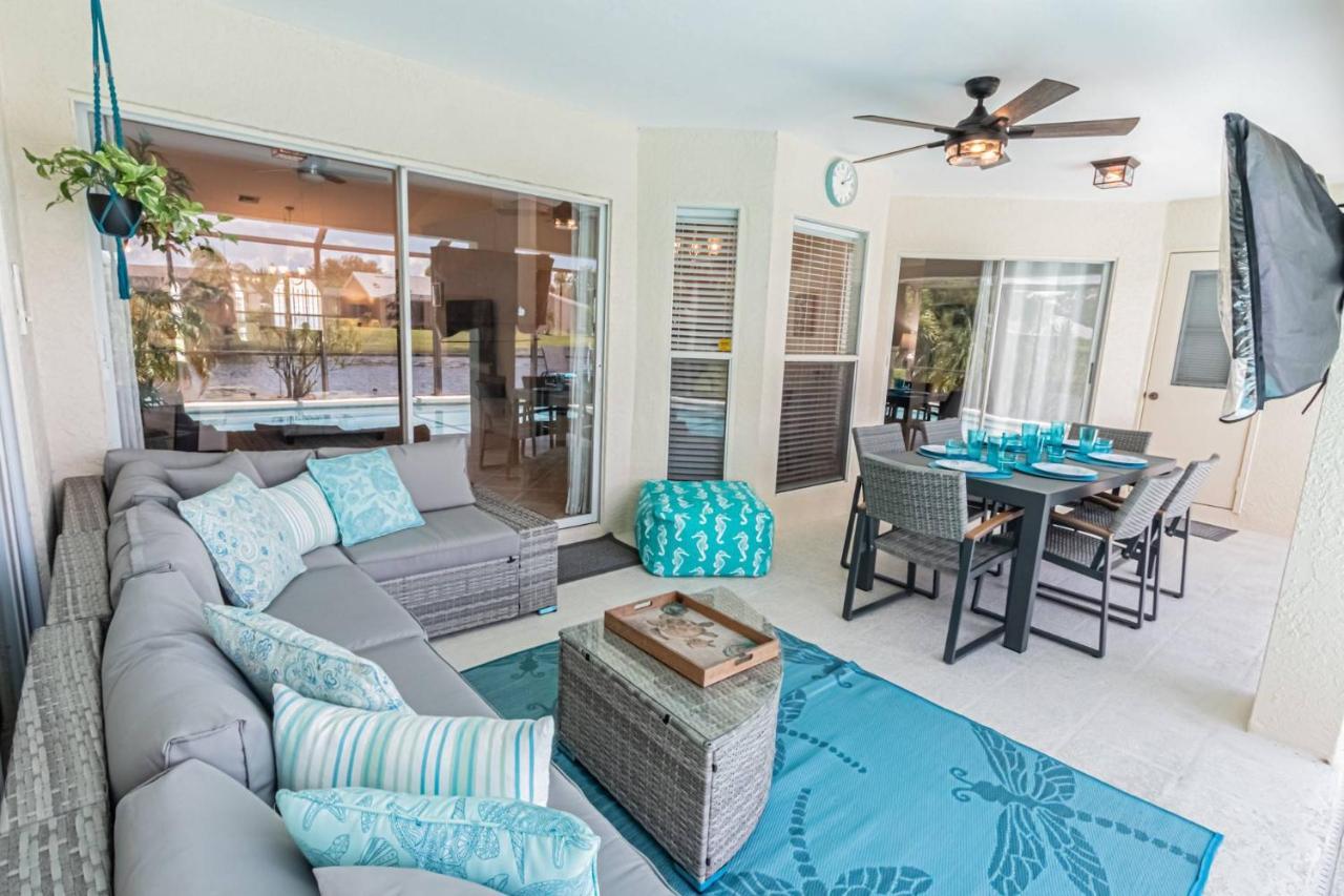 Crown Pointe- Harrogate Ct. Naples