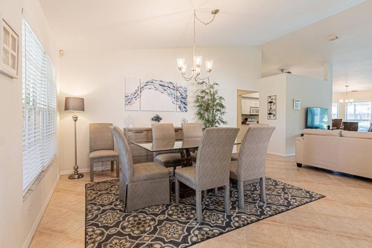 Crown Pointe- Harrogate Ct. Holiday home *