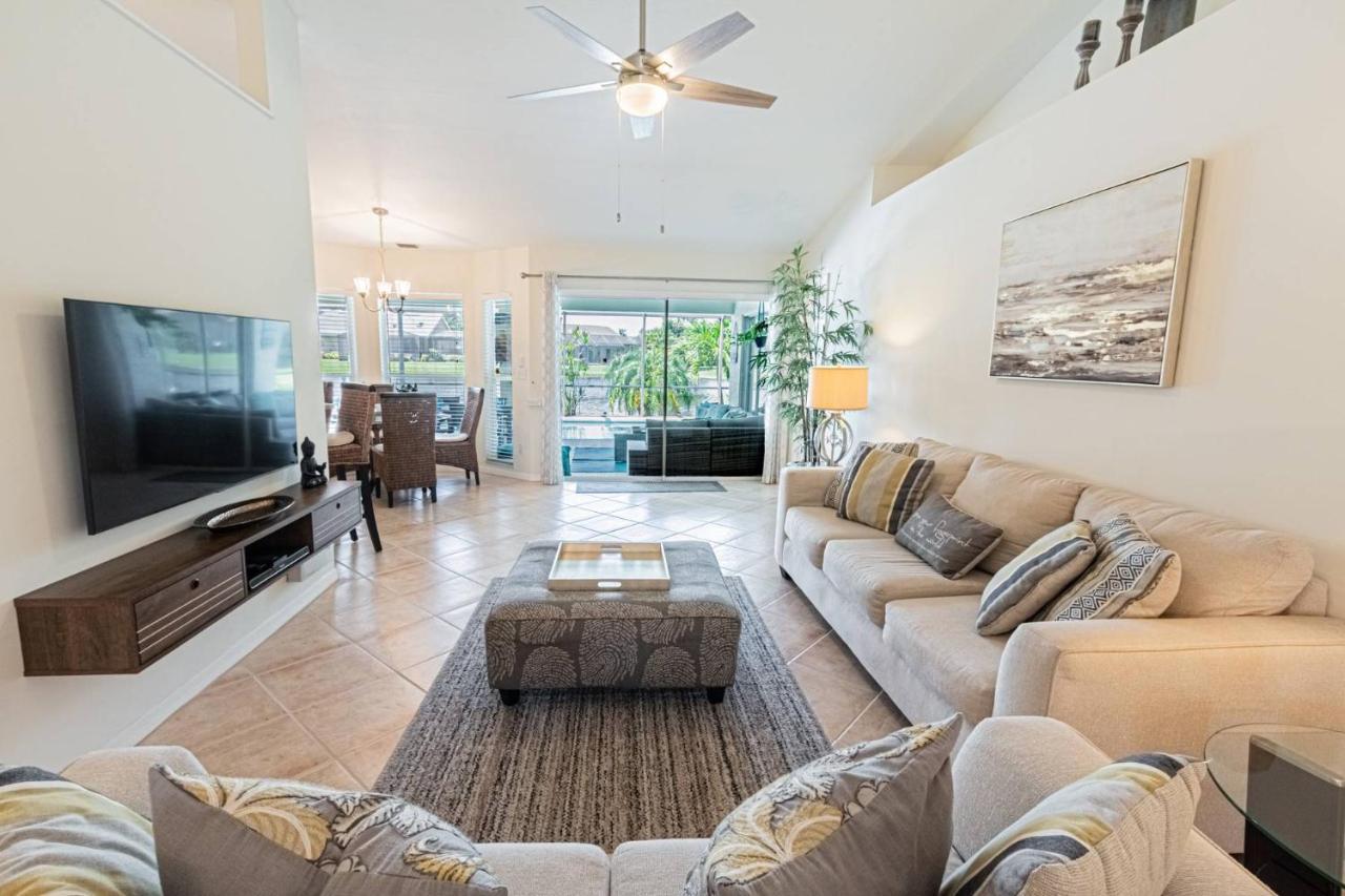 Crown Pointe- Harrogate Ct. *