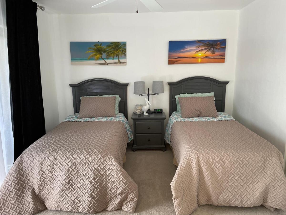 Parkshore Apartment *