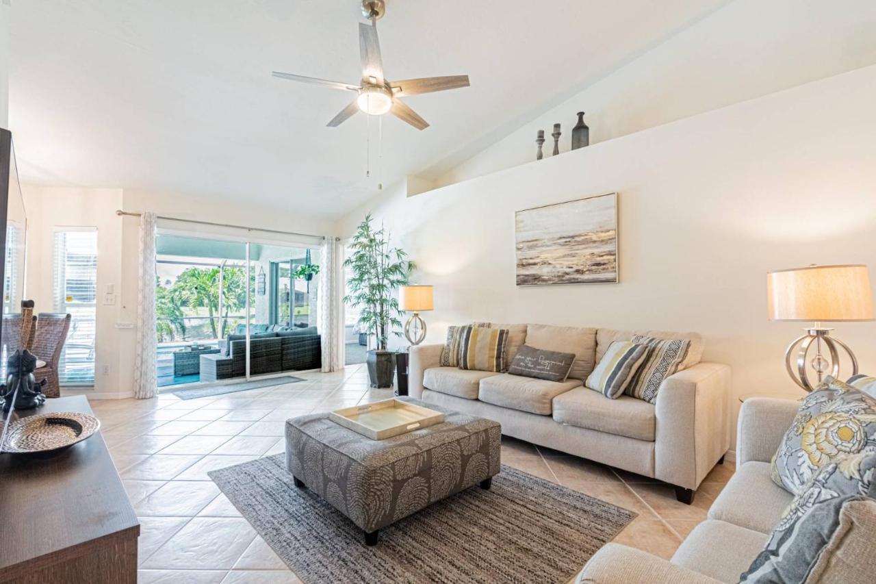 Crown Pointe- Harrogate Ct.