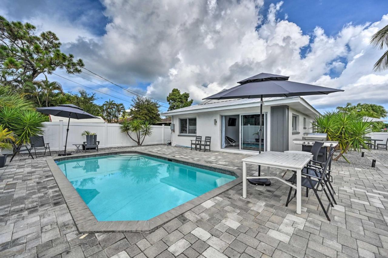 Remodeled Getaway With Pool About 1 Mi To Beach! Holiday home