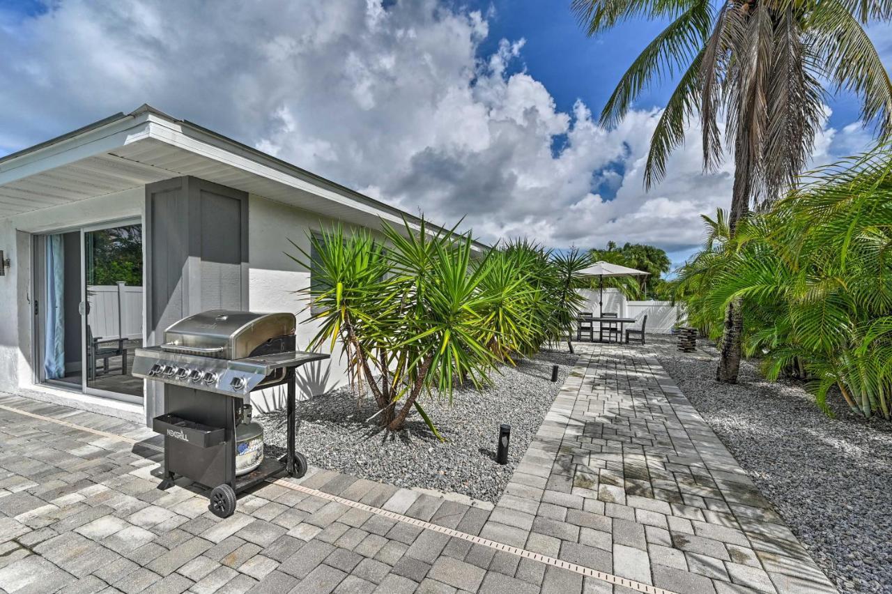 Holiday home Remodeled Getaway With Pool About 1 Mi To Beach!