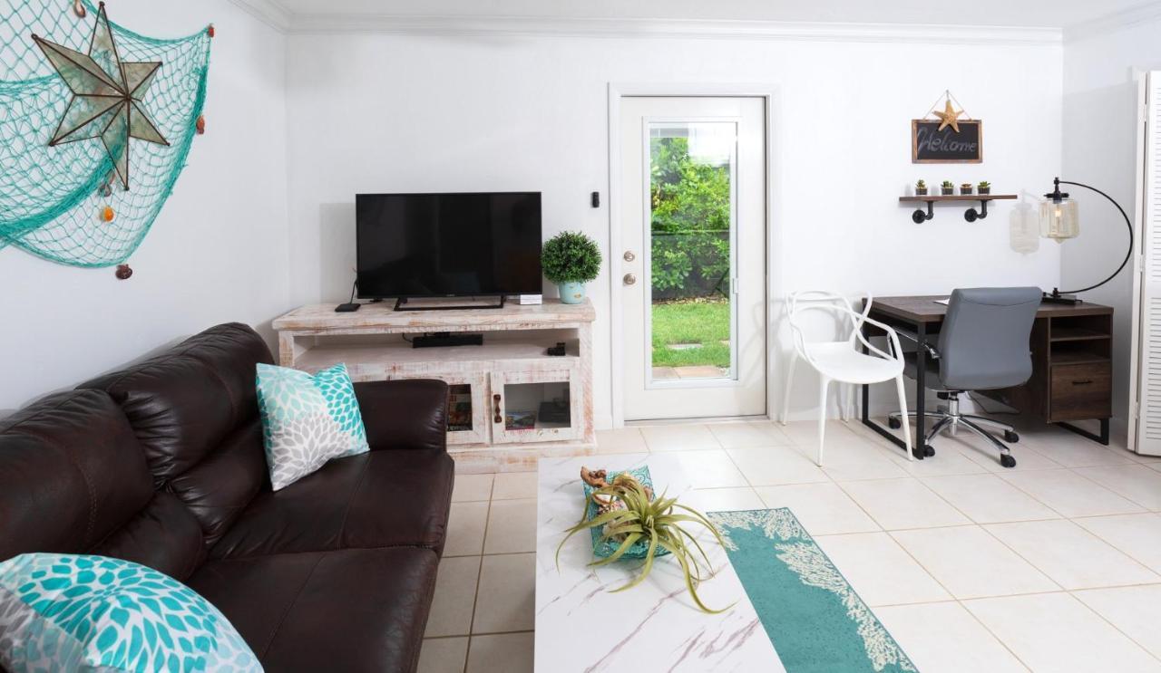In The Heart Of Naples, With & Pool Homestay