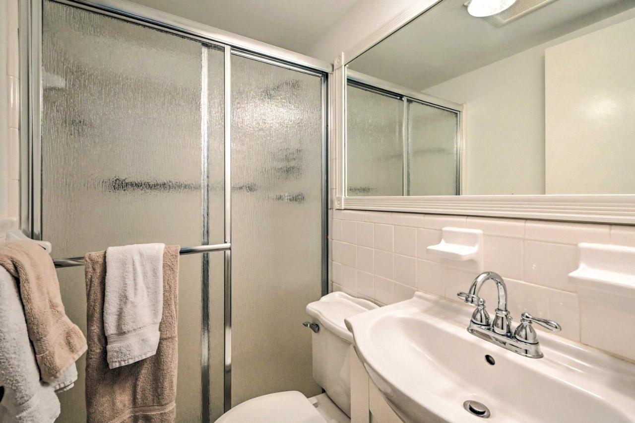 With Pool Access Walk To Shopping And Beach! * Naples