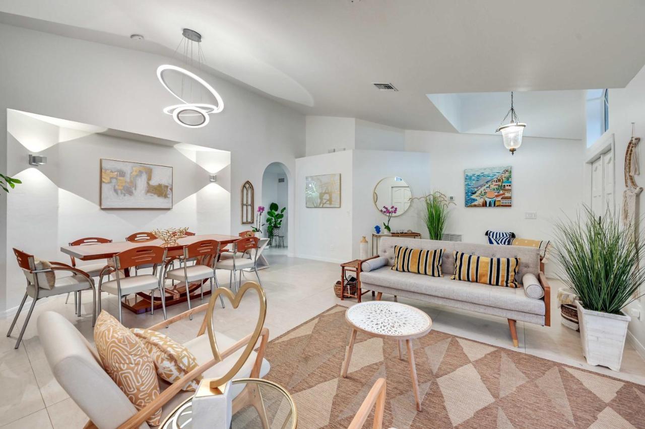 Modern Oasis With Saltwater Pool And Spa! * Naples