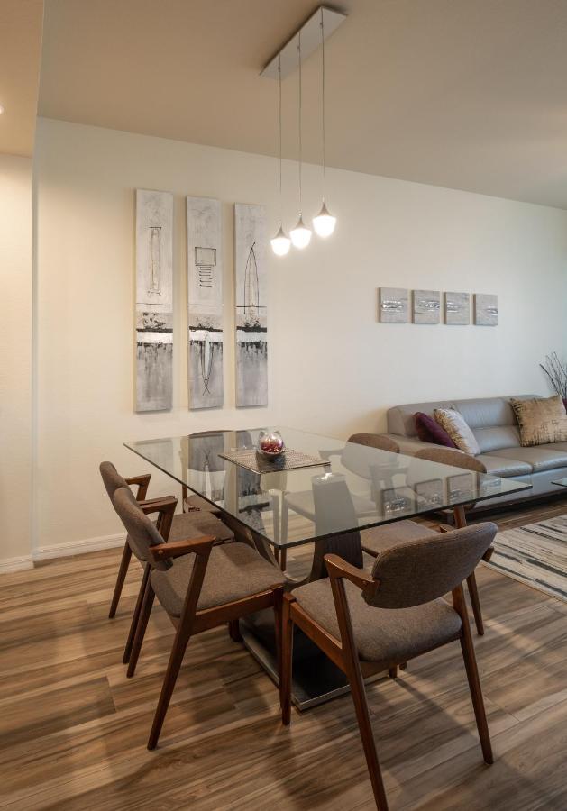 Free Golf! Stay, Play, Work From Luxury 2bdr Den 1st Floor In Lely Golf * Naples