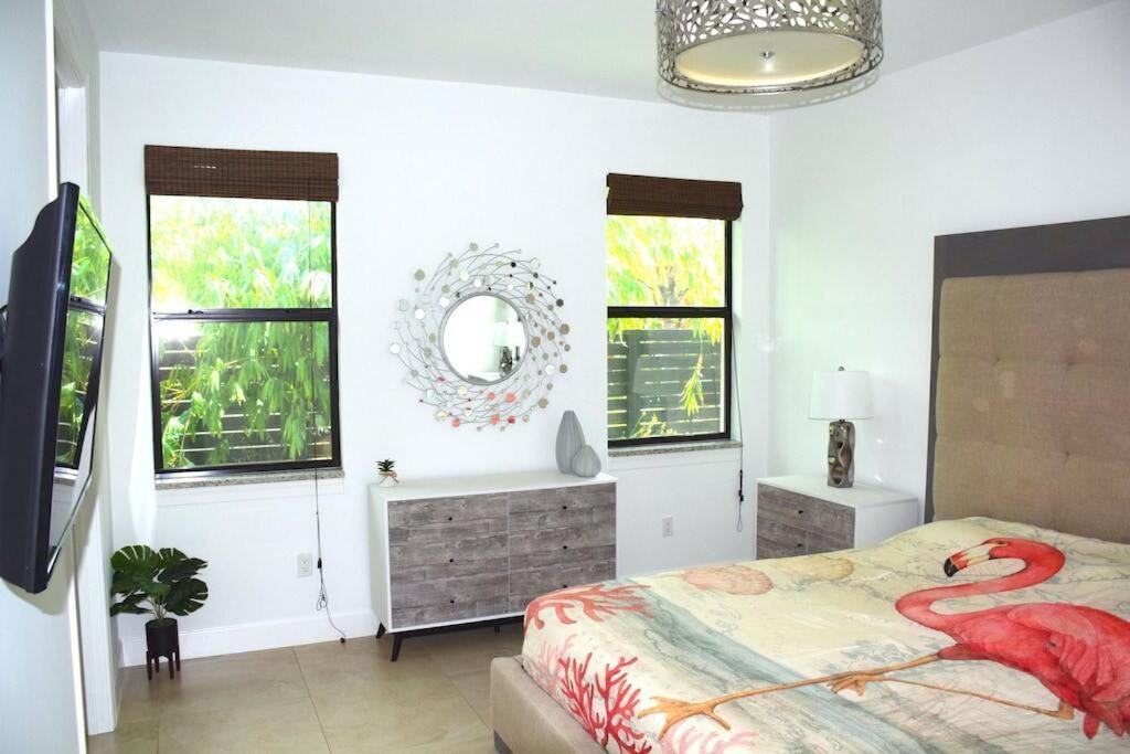 Beautiful And Relaxing Near The Beach! Villa Naples