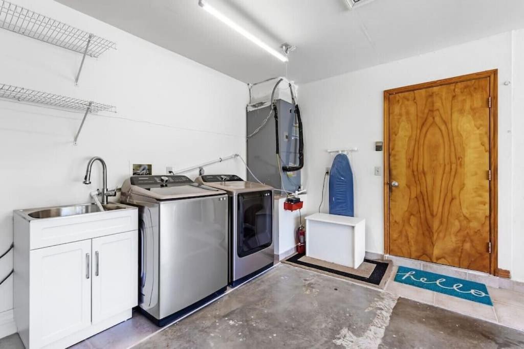 Holiday home Private Pool｜near Beach｜fenced Yard｜outdoor Living *