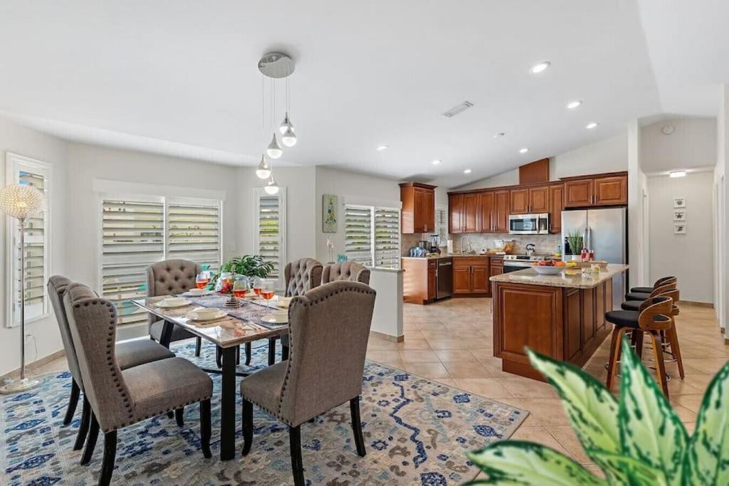 Holiday home Private Pool｜near Beach｜fenced Yard｜outdoor Living