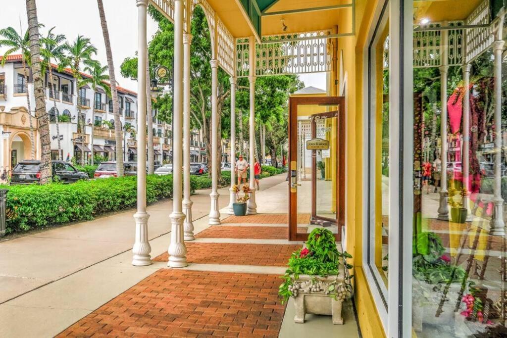 Private Golf Club Condo, Membership Available! Apartment Naples