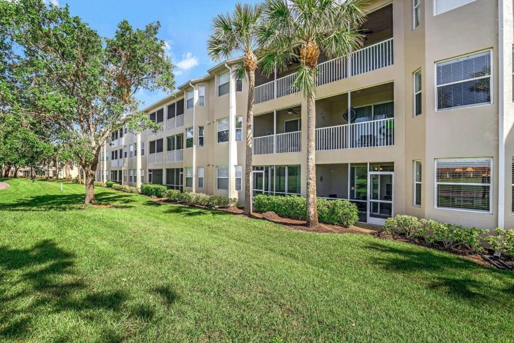 Private Golf Course Condo, Club Membership Available! *