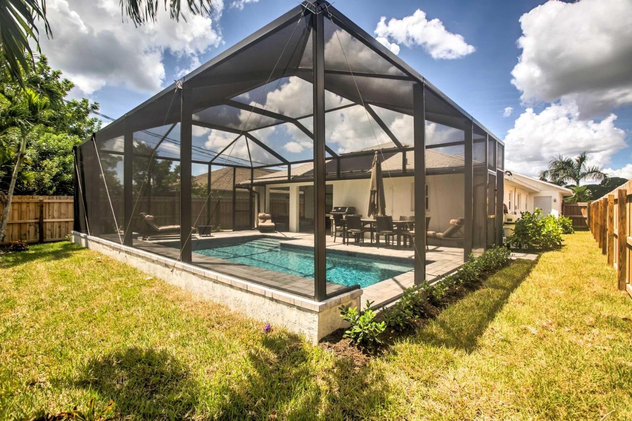 With Lanai And Pool Near Vanderbilt Beach! Holiday home *