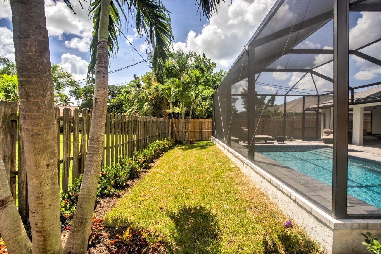 With Lanai And Pool Near Vanderbilt Beach! * Naples