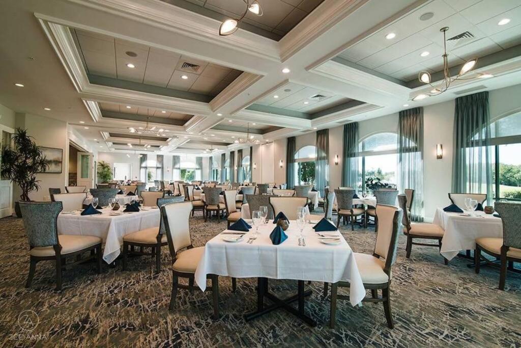 Private Golf Club Condo, Membership Available! Naples