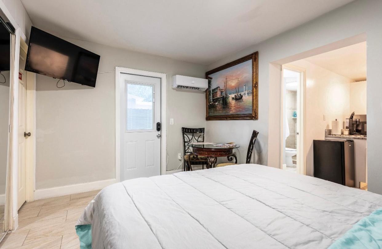 Jony's Oasis Apartment *