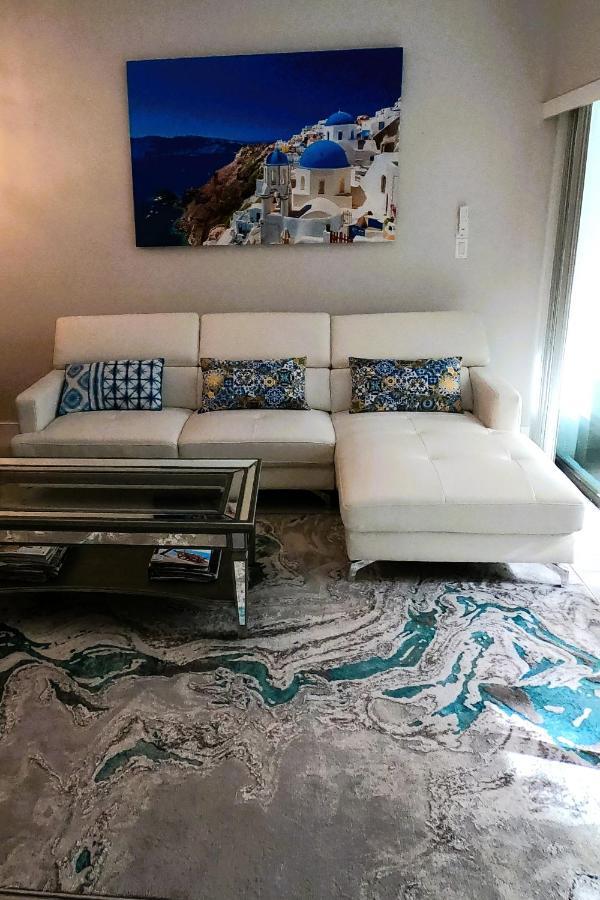Apartment Dream At Wtc With Heated Pool Sauna 7 Bicycles And 3 Mls To *
