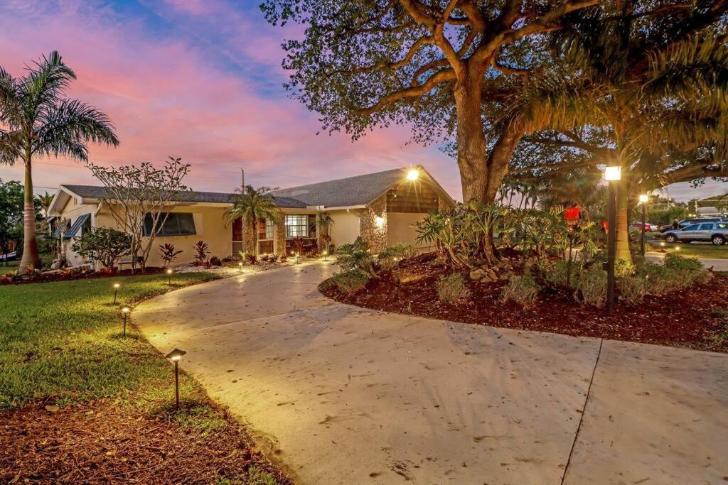 House W/ Heated Pool In 5 Min To Holiday home