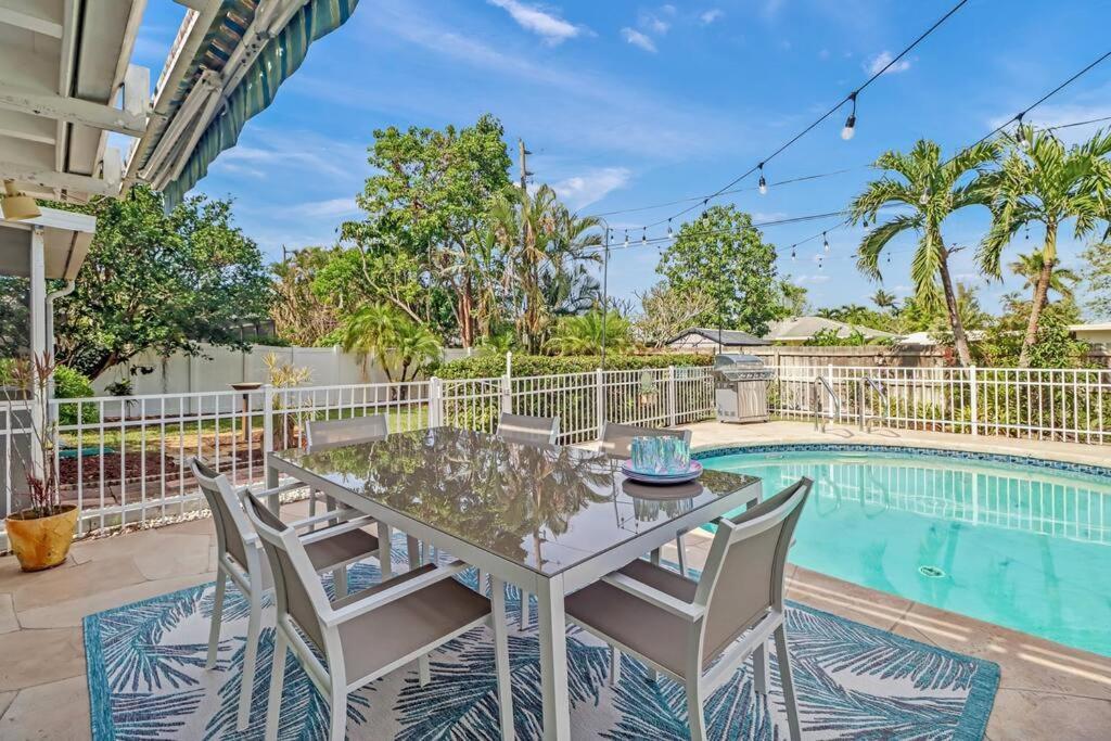 House W/ Heated Pool In 5 Min To Holiday home Naples