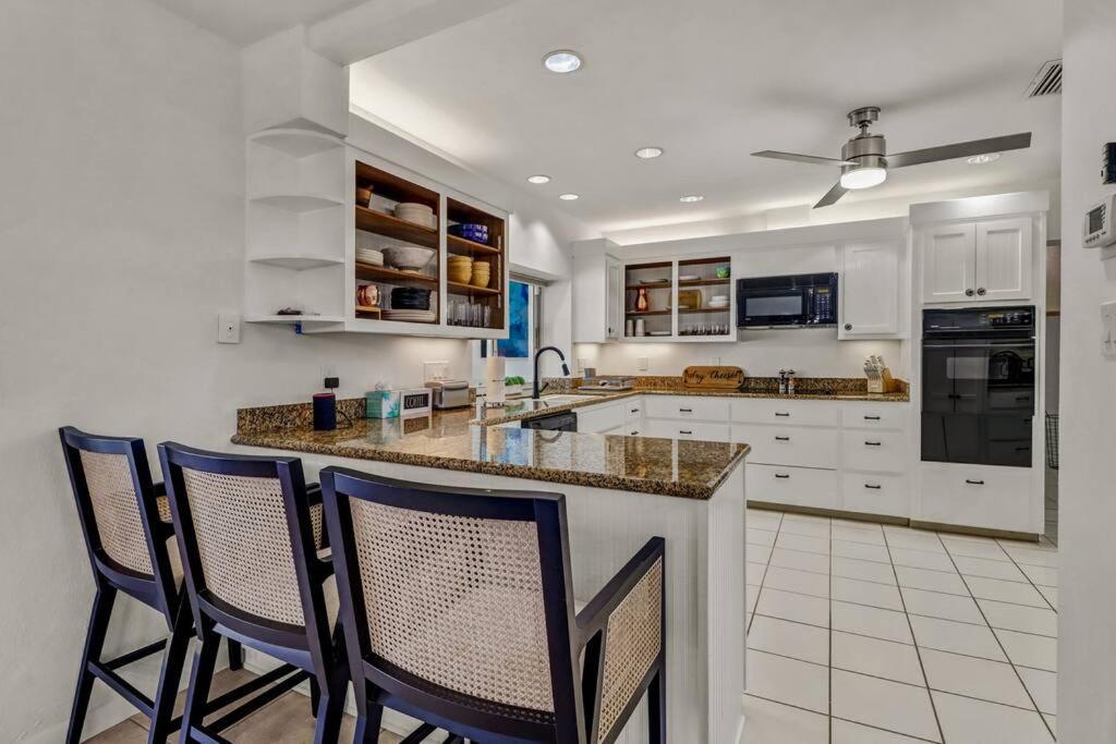 House W/ Heated Pool In 5 Min To