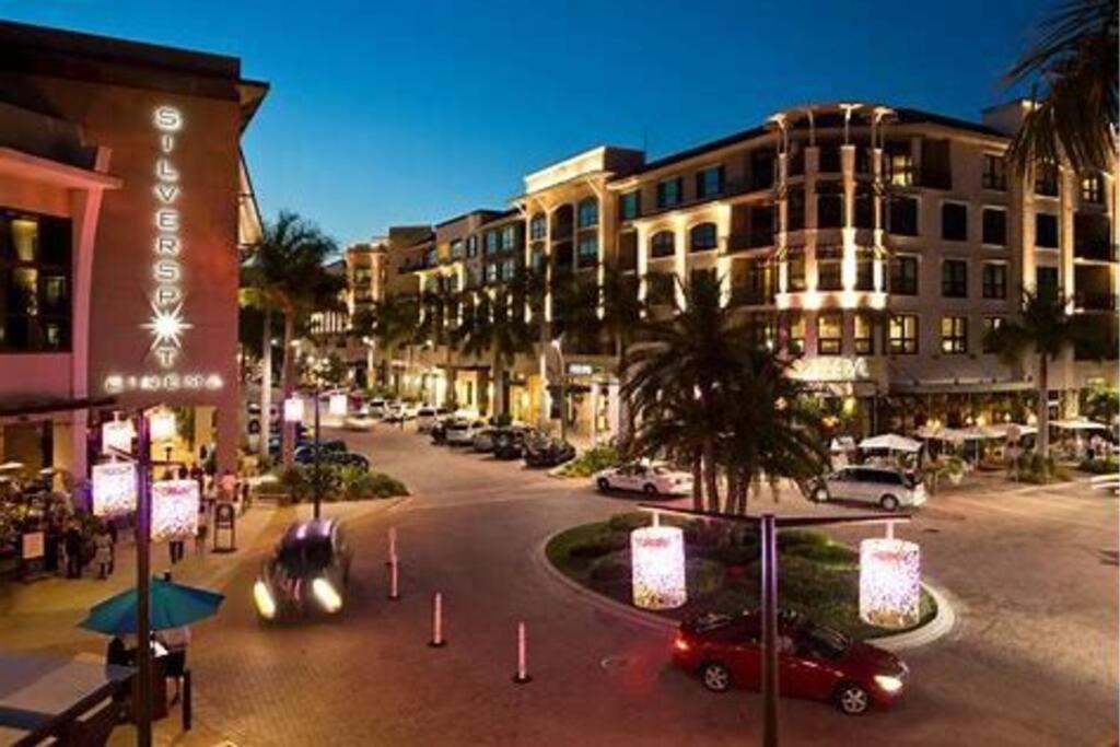 Casa Del Mare At The 2 Bd Rms W King Beds * Naples