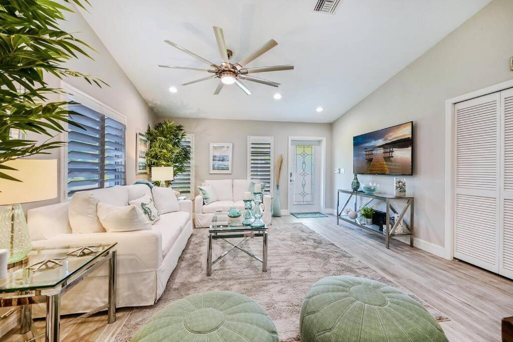 Holiday home Casa Del Mare At The 2 Bd Rms W King Beds *