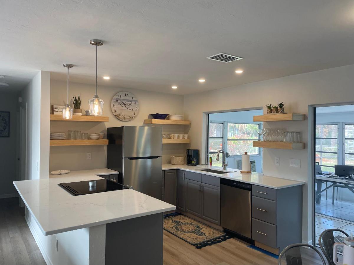 The Flip Flop - Updated Vacation Home!
