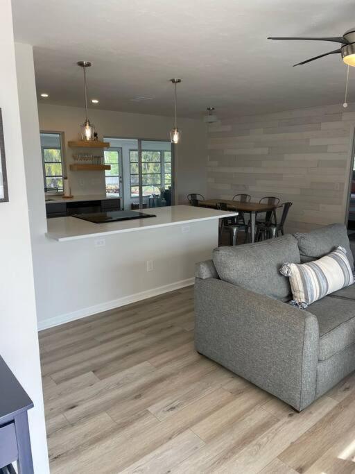 The Flip Flop - Updated Vacation Home!