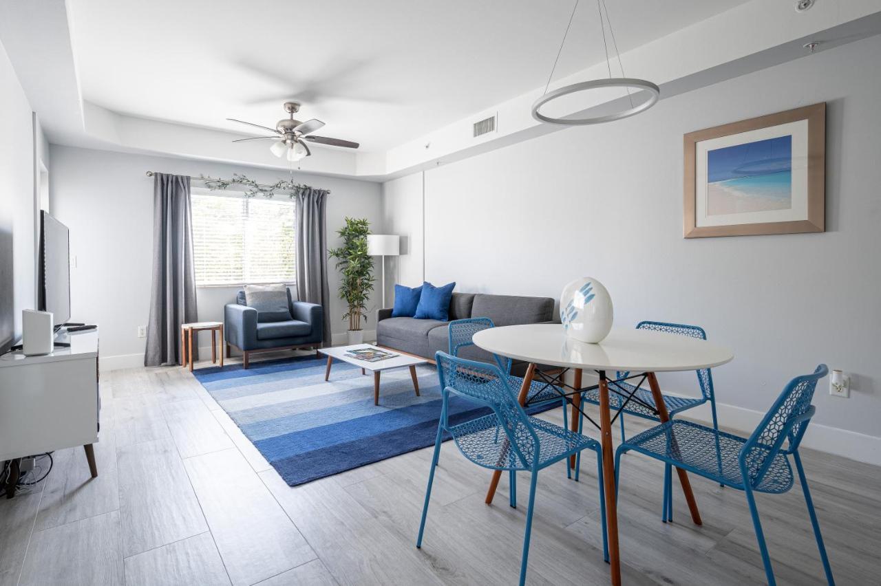 Apartment Modern 1br Condo-5 Min Bike Ride To The Beach