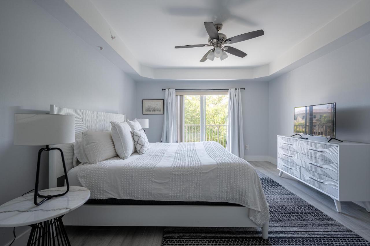 Modern 1br Condo-5 Min Bike Ride To The Beach