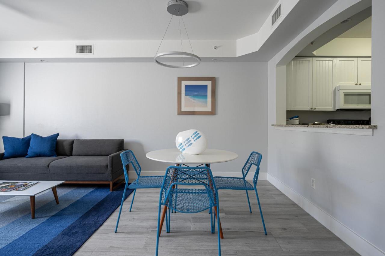 Modern 1br Condo-5 Min Bike Ride To The Beach Apartment *