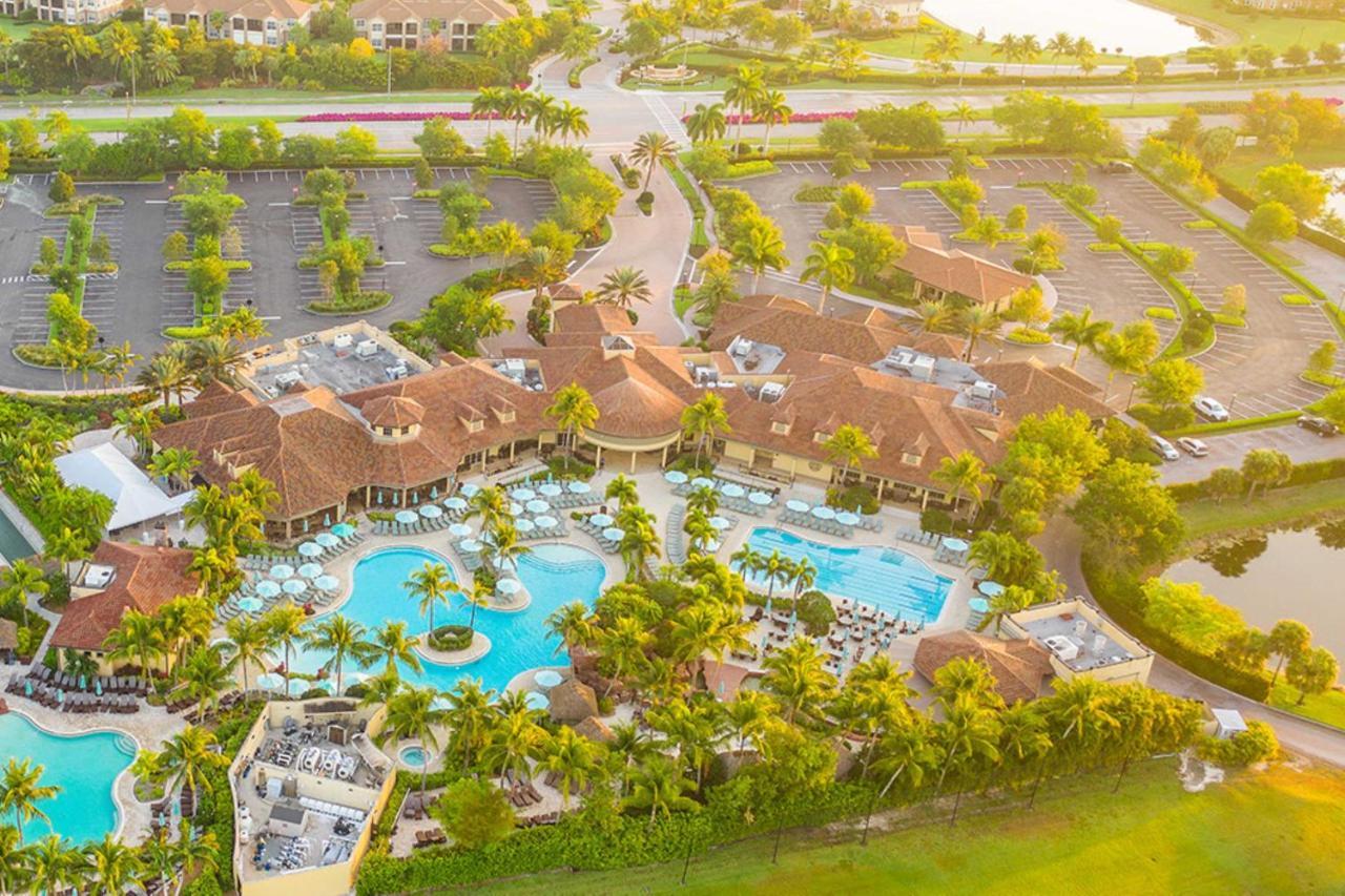 Vacation With Heated Private Pool Holiday home Naples