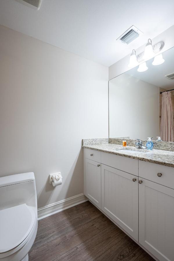 Apartment Updated Condo! Facing Heated Pool & Sunset! *