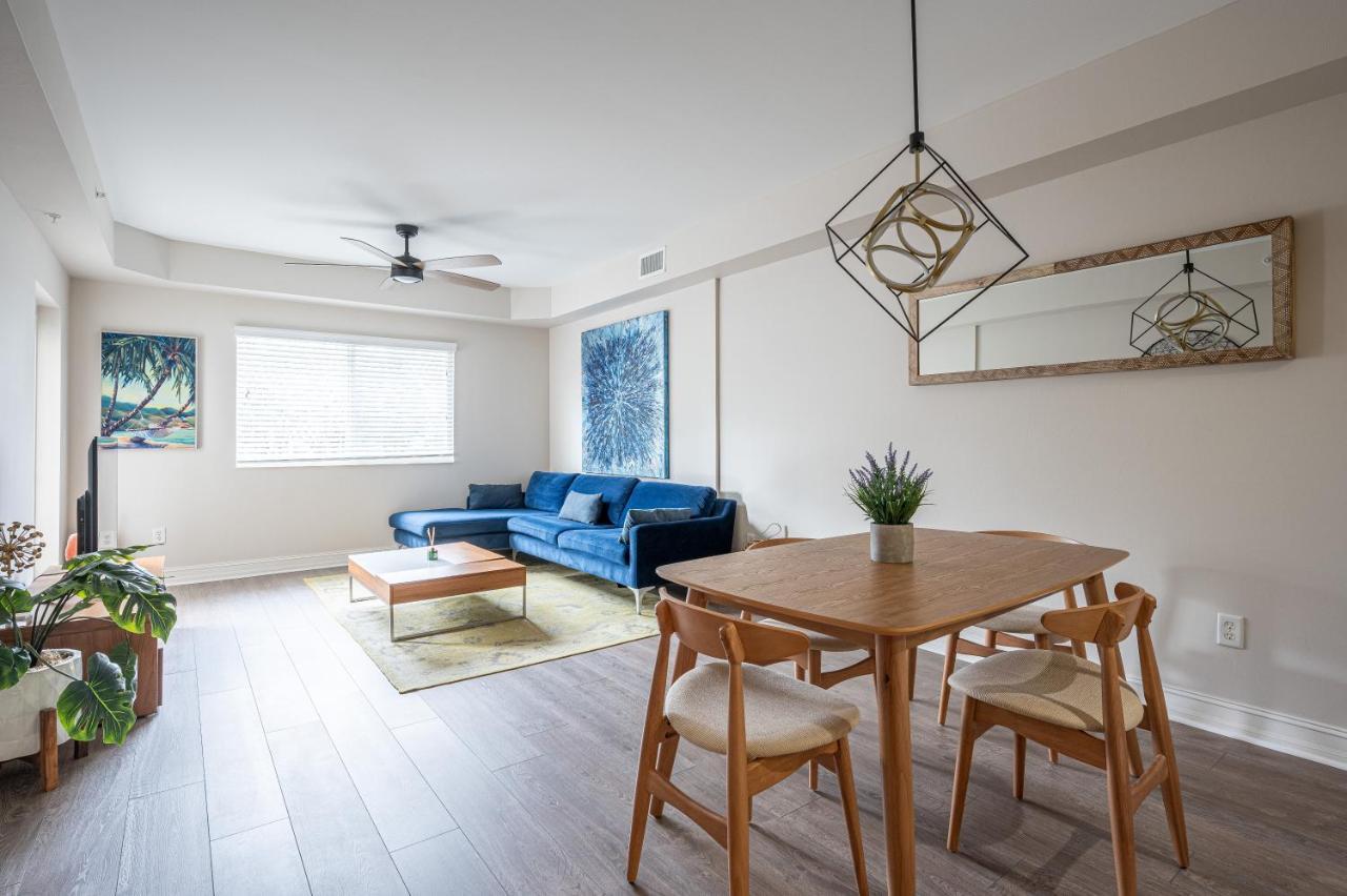 Updated Condo! Facing Heated Pool & Sunset! *