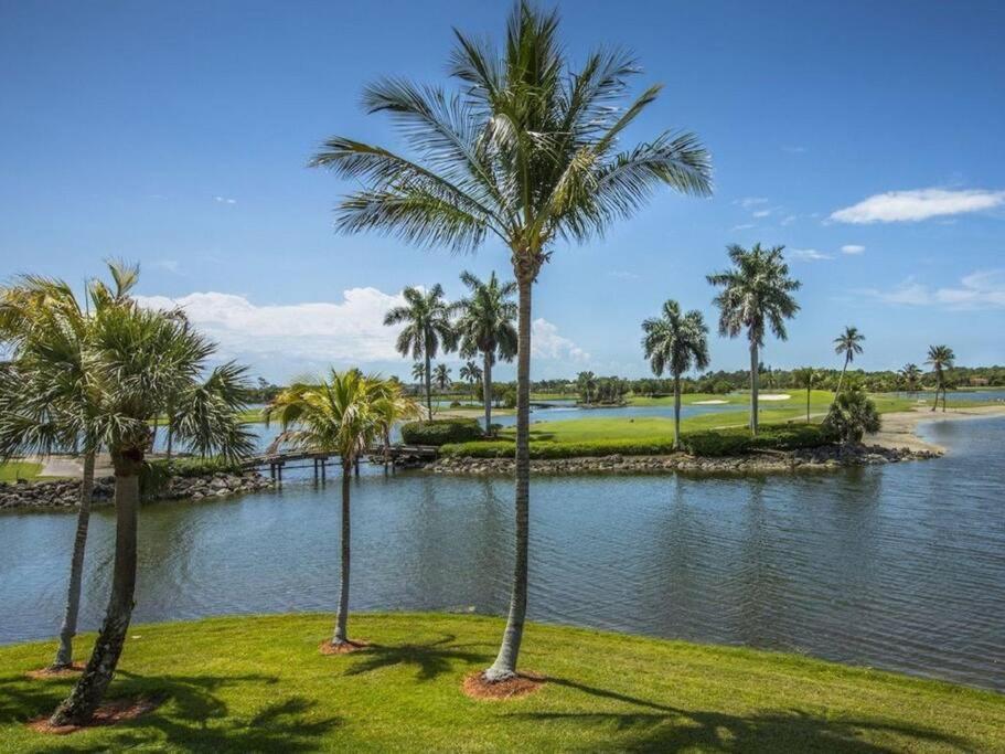 Greenlinks Golf View Flamingo At Lely Naples