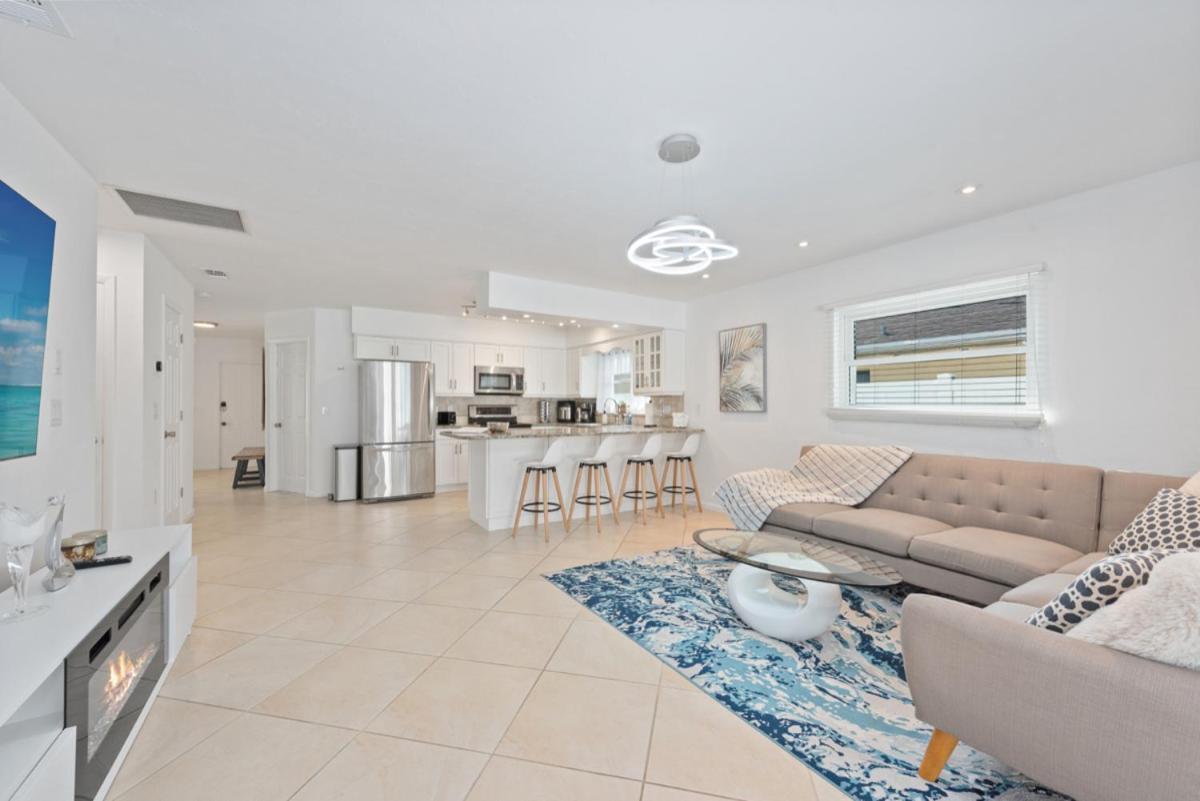 Holiday home Close To Vanderbilt Home!