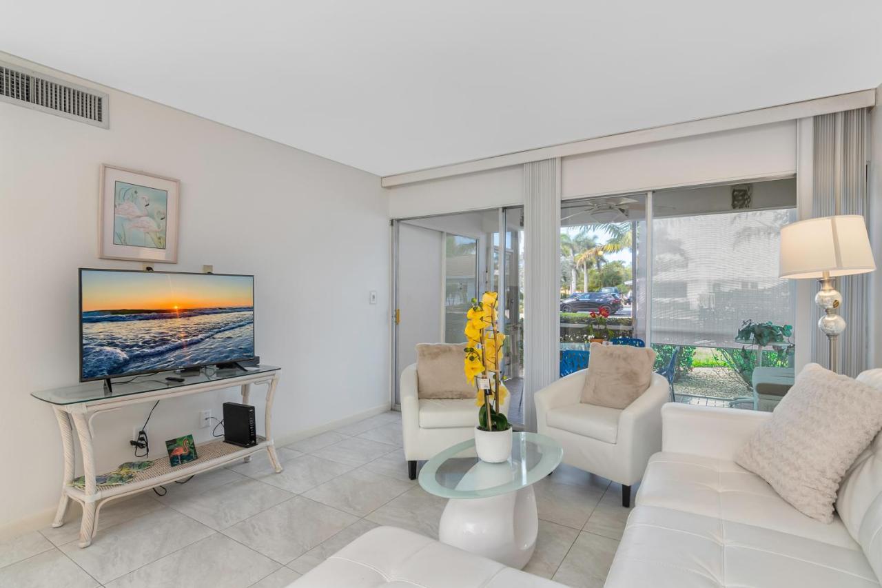Apartment Sea Gem 803