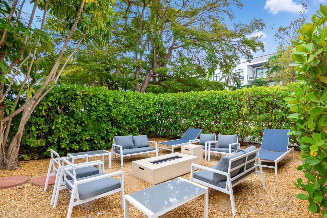 Apartment Aqua Breeze 811 Naples
