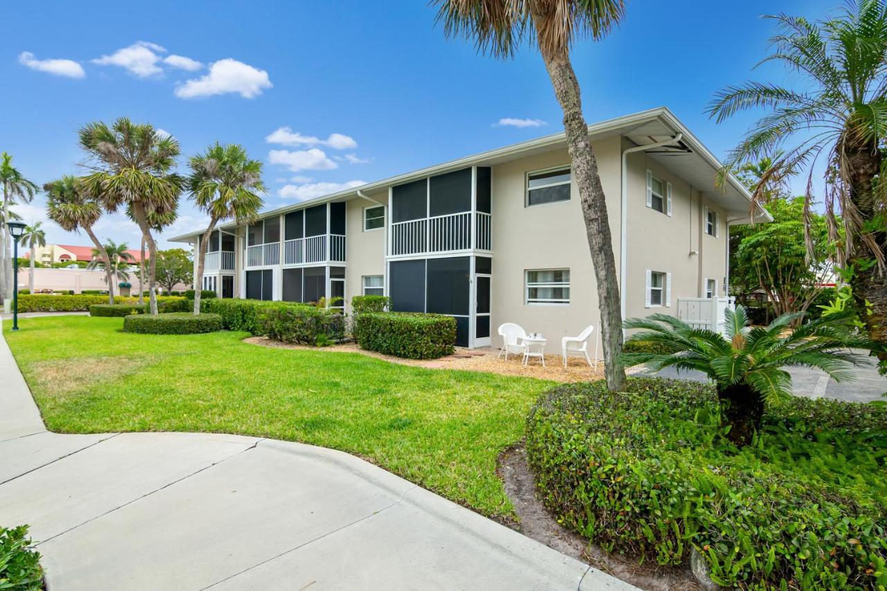 Apartment Aqua Breeze 811 Naples