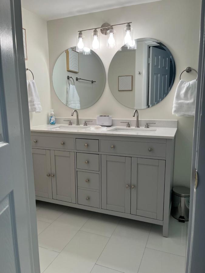 Great Location With View Apartment